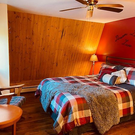 Forest & Lake Pei Bed & Breakfast Murray Harbour Kültér fotó